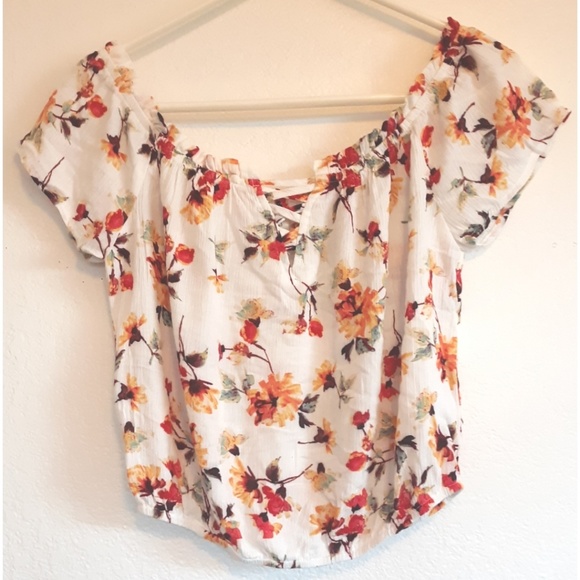mahina Tops - Mahina floral ruffled crop-top